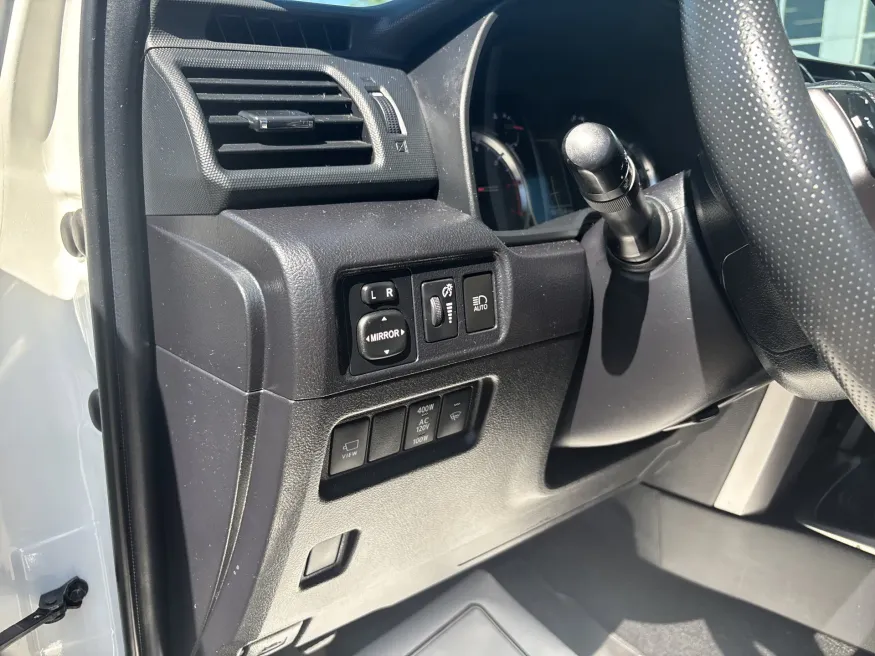 2023 Toyota 4Runner Limited | Photo 14 of 24