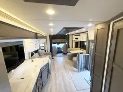 2026 Newmar Super Star 4159 | Thumbnail Photo 4 of 34