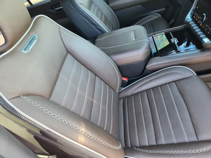 2025 GMC Yukon Denali Ultimate | Photo 11 of 24