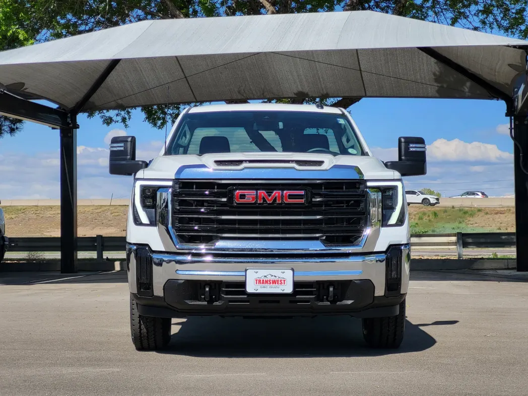 2026 GMC Sierra 2500HD Pro 