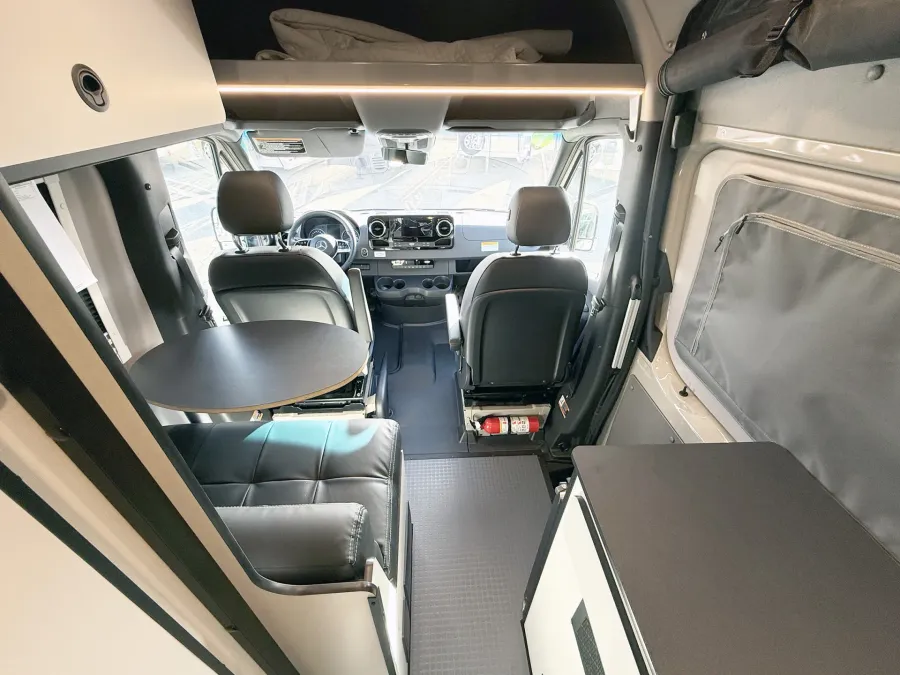 2026 Winnebago Revel Sport 44N | Photo 5 of 19