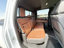 2026 GMC 2500 Denali Ultimate | Thumbnail Photo 19 of 23
