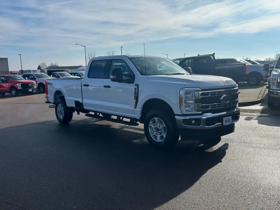 2026 Ford Super Duty F-350 XLT | Photo 6 of 13