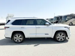 2024 Toyota Sequoia | Thumbnail Photo 17 of 23