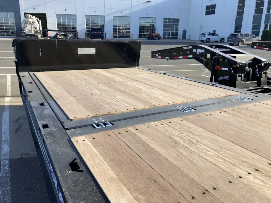 2025 Trail King TK80HT | Photo 8 of 12