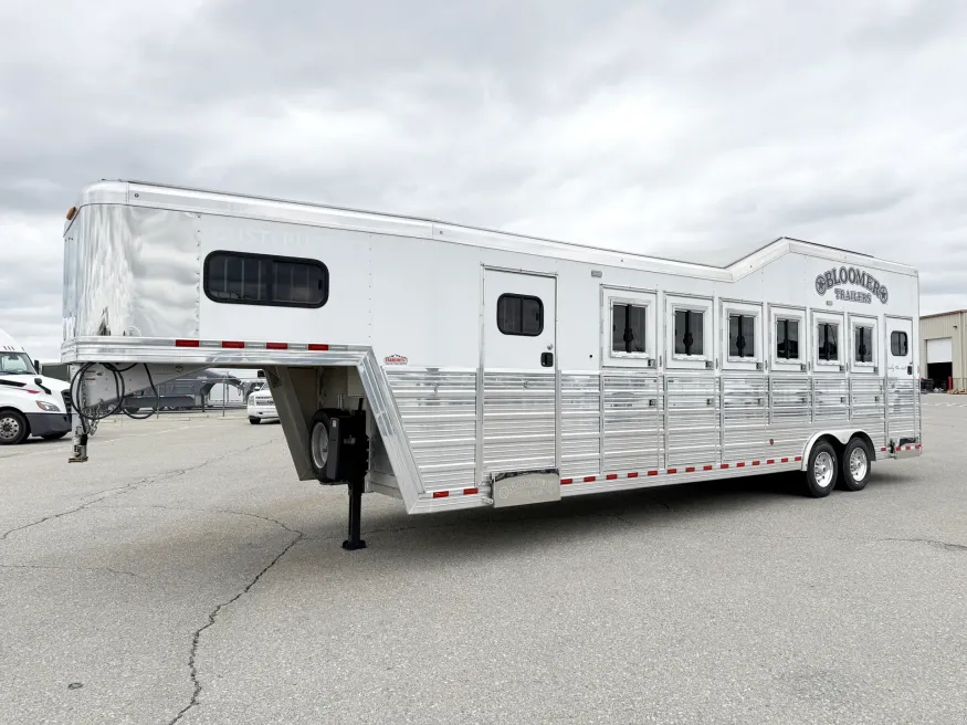2020 Bloomer 6HGN | Photo 17 of 19