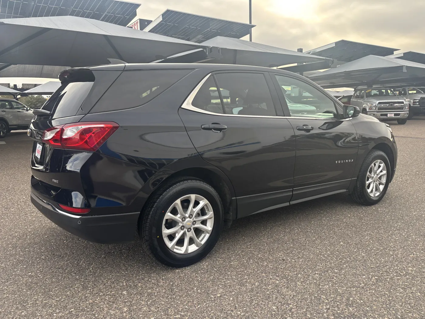 2020 Chevrolet Equinox LT | Photo 4 of 22