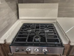 2023 Newmar Bay Star 3408 | Thumbnail Photo 17 of 38