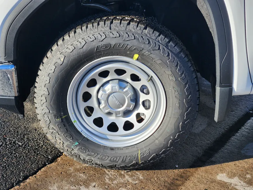 2026 GMC Sierra 1500 Pro | Photo 5 of 21