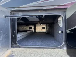 2013 Tiffin Phaeton 36QSH | Thumbnail Photo 31 of 39