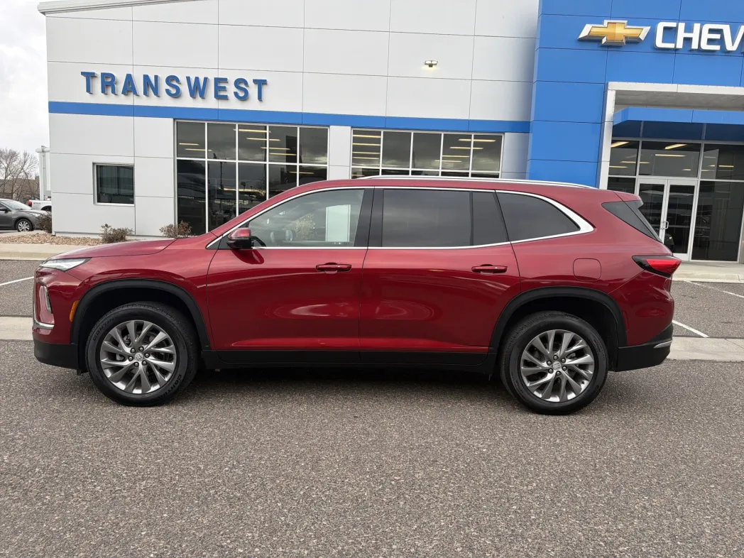 2025 Buick Enclave Preferred 