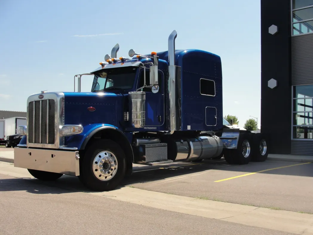 2022 Peterbilt 389 