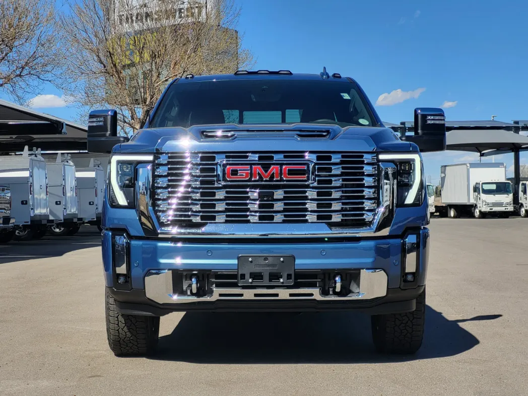 2026 GMC Sierra 2500HD Denali 