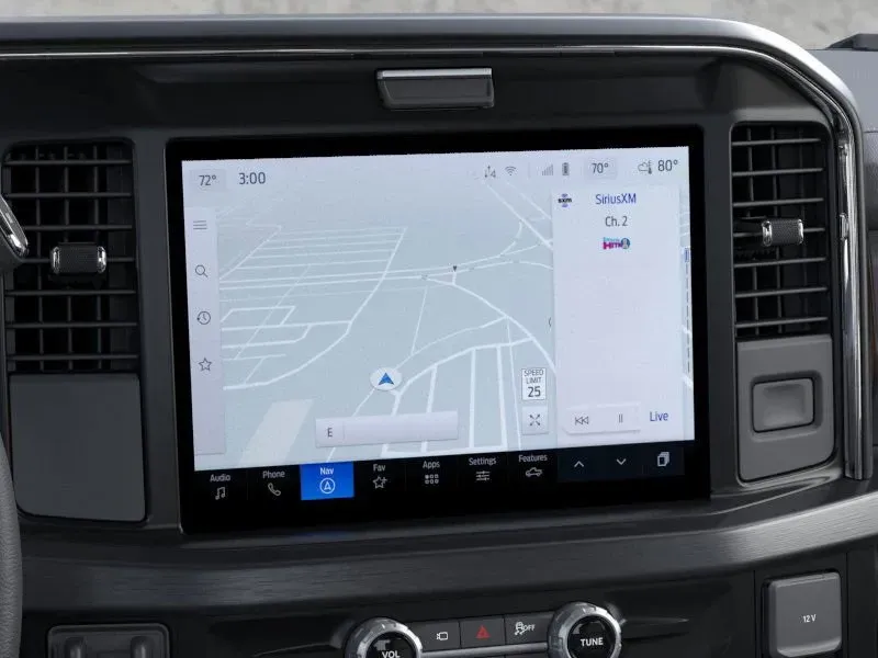 2026 Ford Super Duty F-350 Lariat | Photo 14 of 22