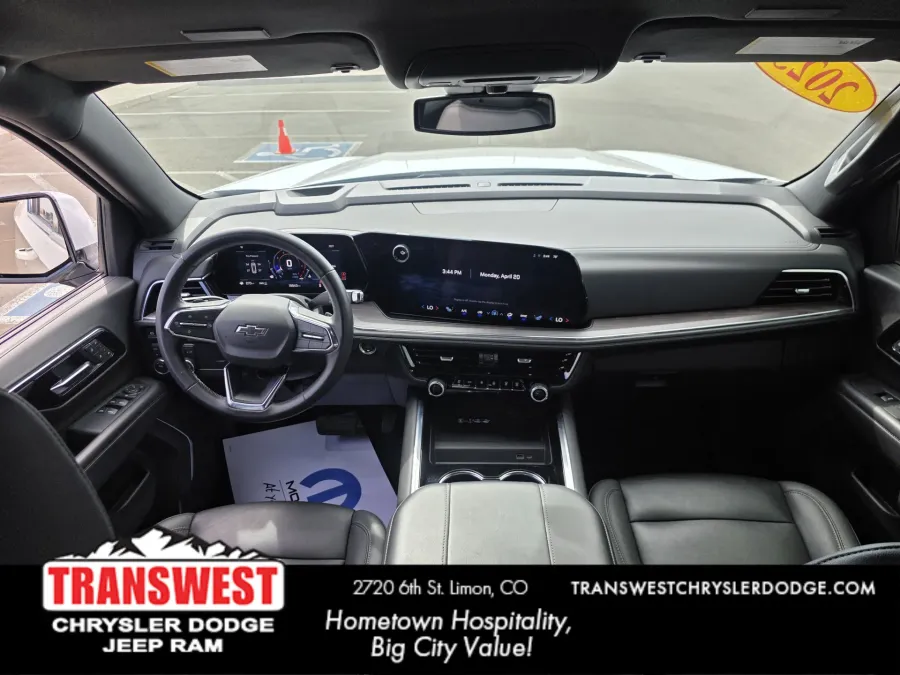 2025 Chevrolet Suburban Z71 | Photo 31 of 32