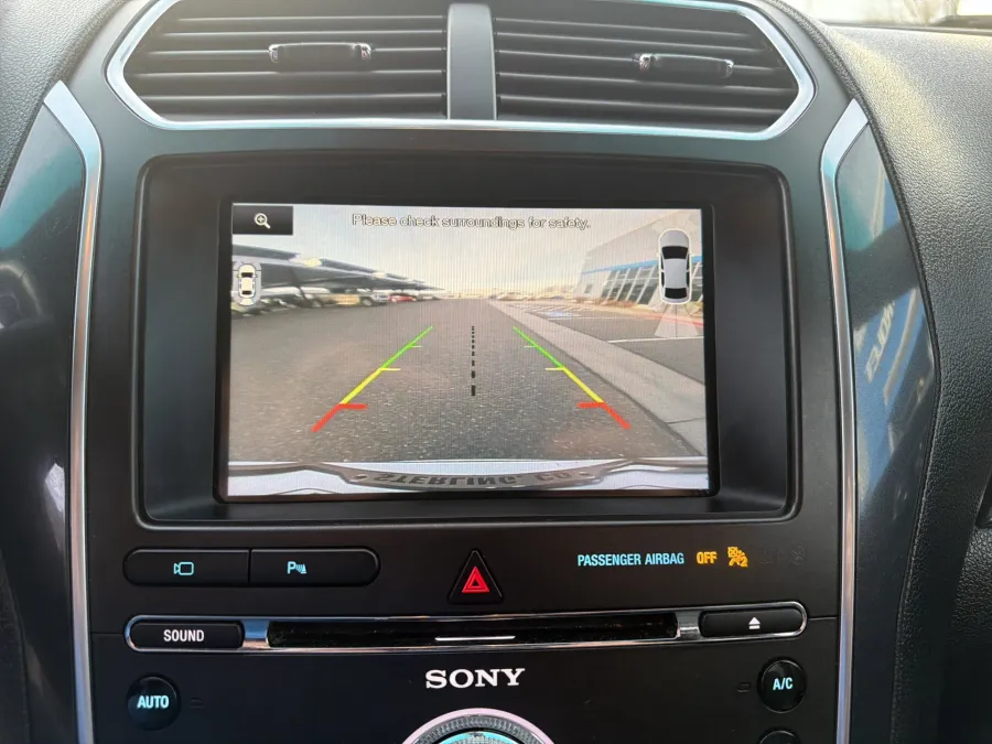 2016 Ford Explorer Limited | Photo 18 of 24