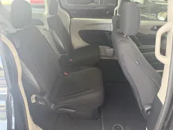 2023 Chrysler Voyager LX | Thumbnail Photo 11 of 20