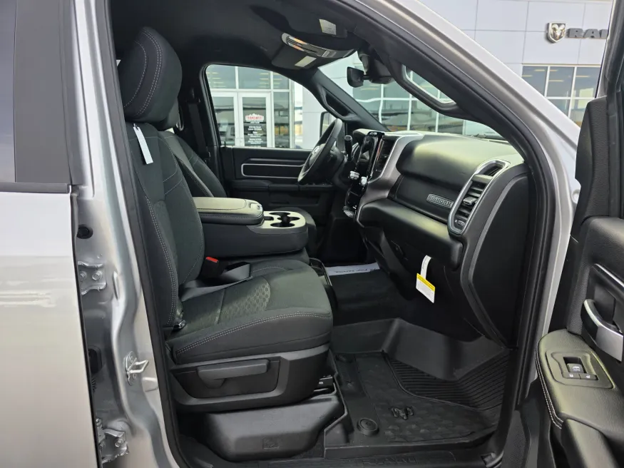 2026 RAM 2500 Big Horn | Photo 16 of 25