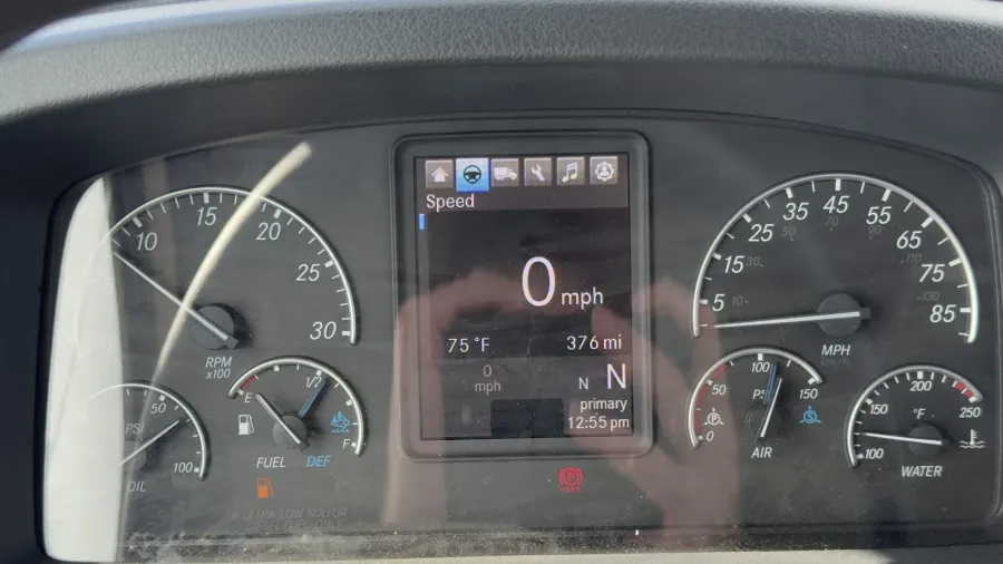 2026 Freightliner M2 106 | Photo 19 of 19