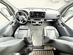 2023 Thor Tranquility 19P | Thumbnail Photo 5 of 16