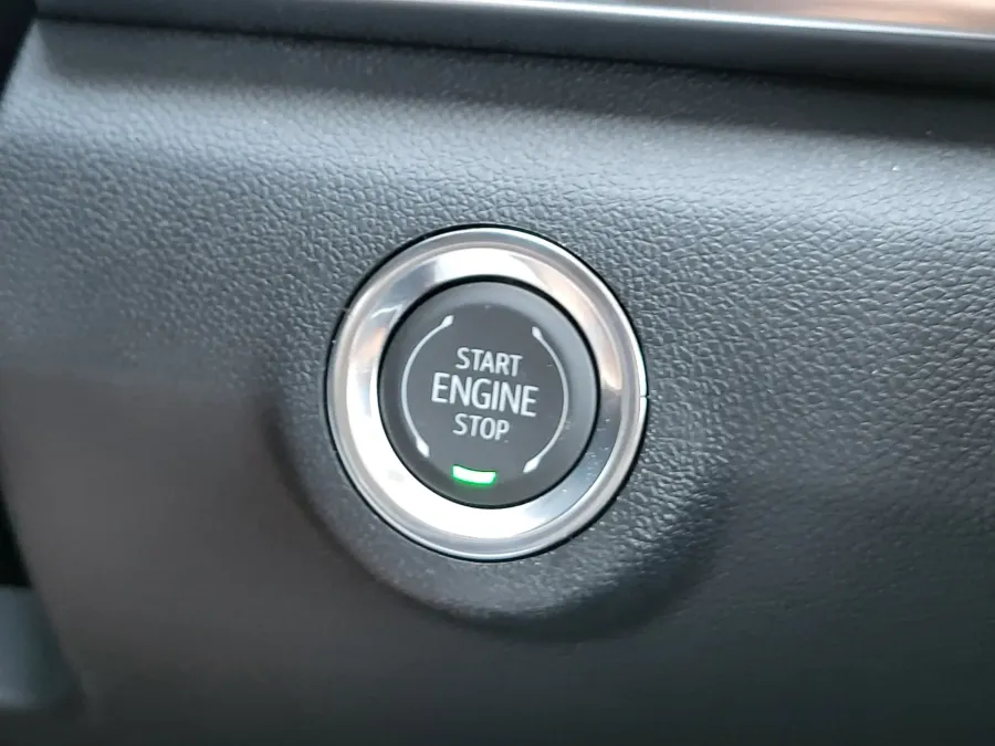 2026 GMC Terrain Denali | Photo 17 of 25