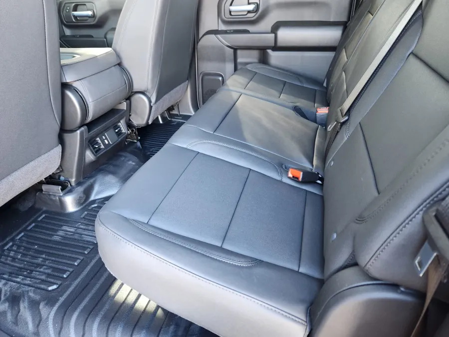 2026 GMC Sierra 2500HD Pro | Photo 8 of 22