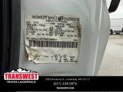 2011 Ford Super Duty F-450 XL | Thumbnail Photo 16 of 20