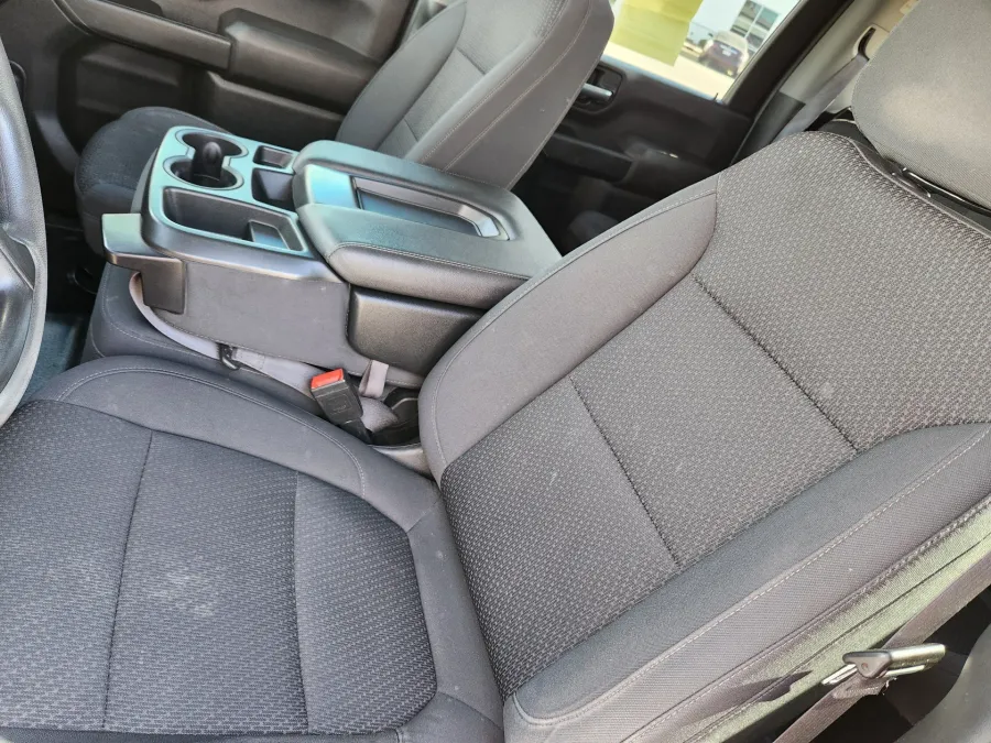 2022 Chevrolet Silverado 3500HD CC Work Truck | Photo 9 of 27