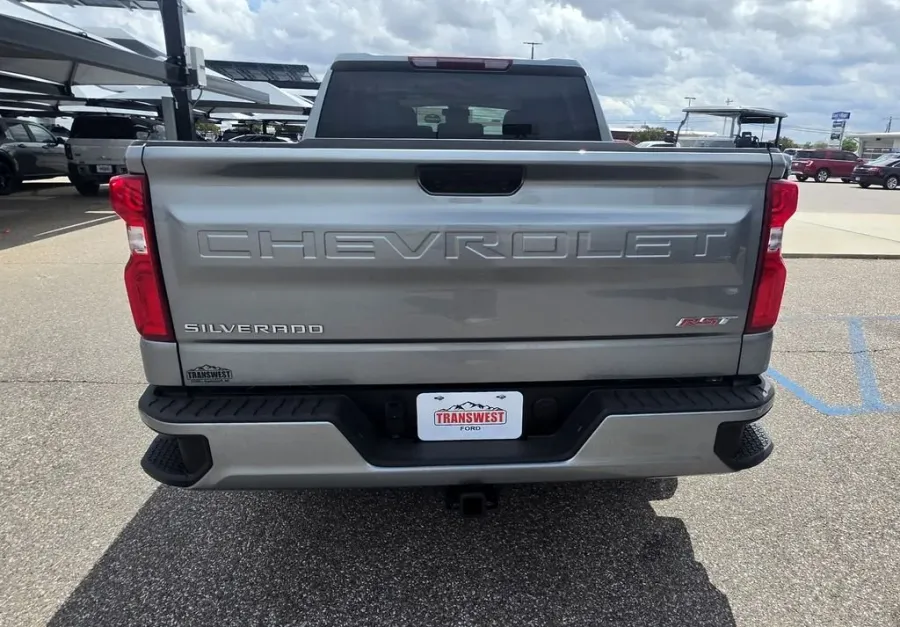 2025 Chevrolet Silverado 1500 | Photo 7 of 28
