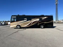 2014 Newmar Dutch Star 3736 | Thumbnail Photo 1 of 22