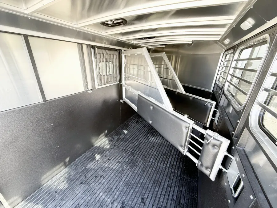 2026 Logan Coach Bullseye 3HGN | Photo 13 of 16