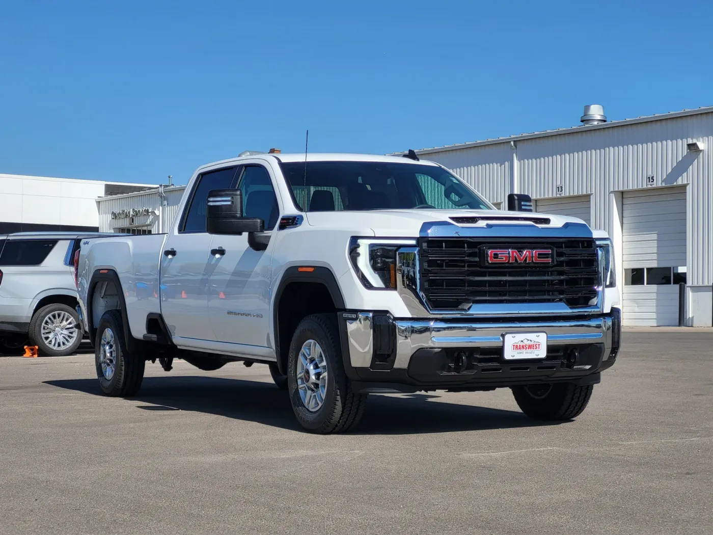 2026 GMC Sierra 2500HD Pro | Photo 2 of 24