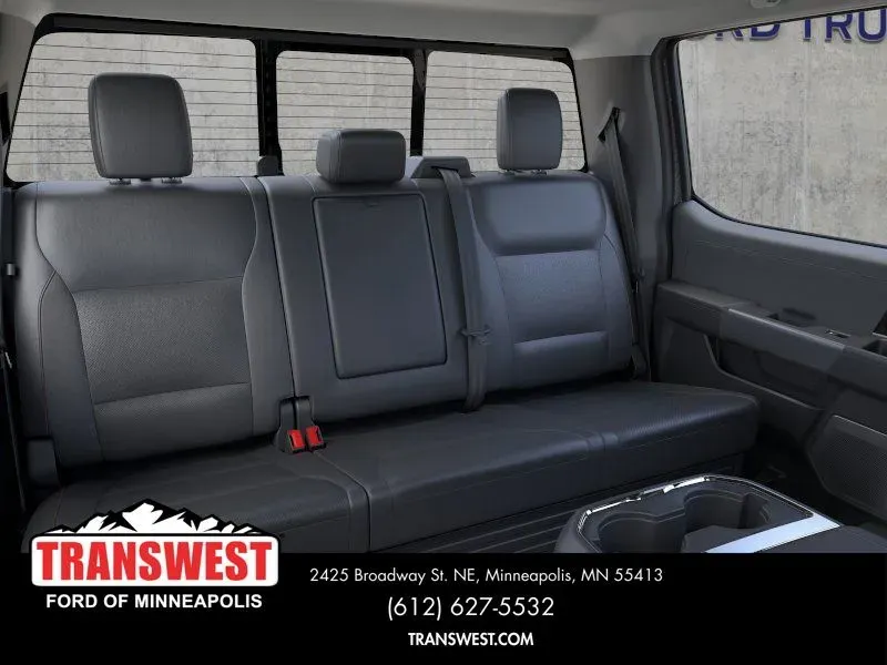 2026 Ford Super Duty F-350 Lariat | Photo 10 of 22