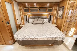 2020 Newmar Dutch Star 4369 | Thumbnail Photo 27 of 55