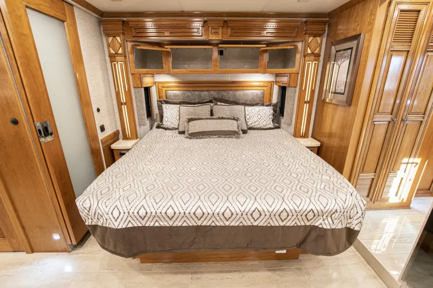 2020 Newmar Dutch Star 4369 | Photo 27 of 55
