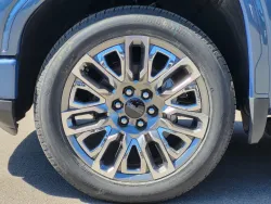 2026 GMC Sierra 1500 Denali Ultimate | Thumbnail Photo 9 of 26