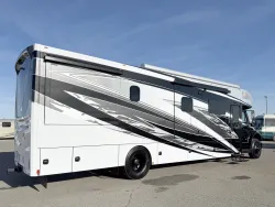 2026 Renegade Verona 40VTS | Thumbnail Photo 19 of 31