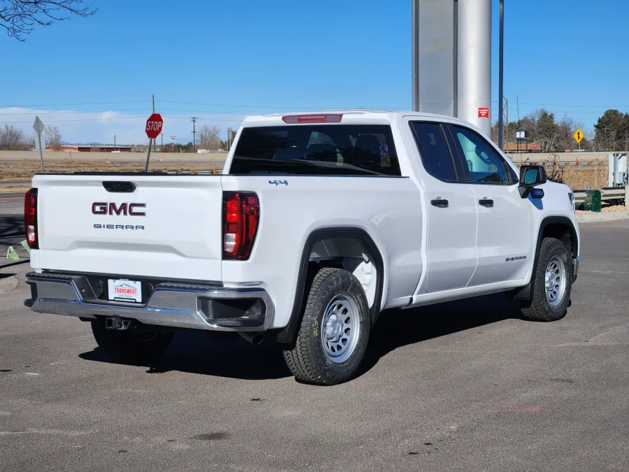 2026 GMC Sierra 1500 Pro | Photo 2 of 21