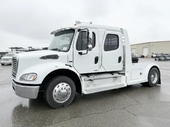 2011 Freightliner M2 112
