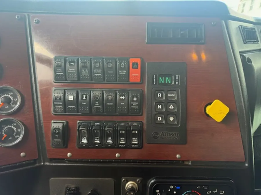 2021 Western Star 4700 | Photo 11 of 12