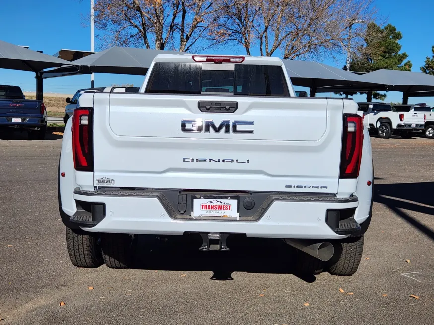2026 GMC Sierra 3500HD Denali Ultimate | Photo 12 of 28