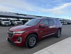 2023 Chevrolet Traverse High Country | Thumbnail Photo 3 of 22