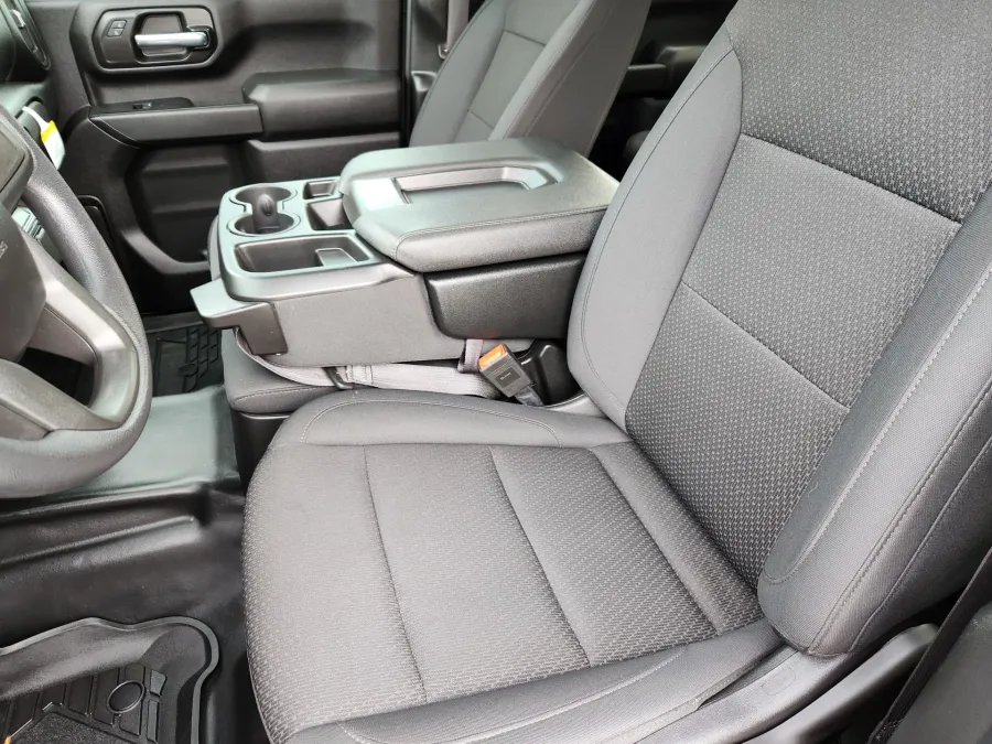 2025 GMC Sierra 2500HD Pro | Photo 7 of 26