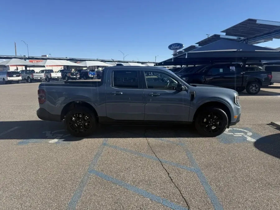 2026 Ford Maverick | Photo 3 of 21