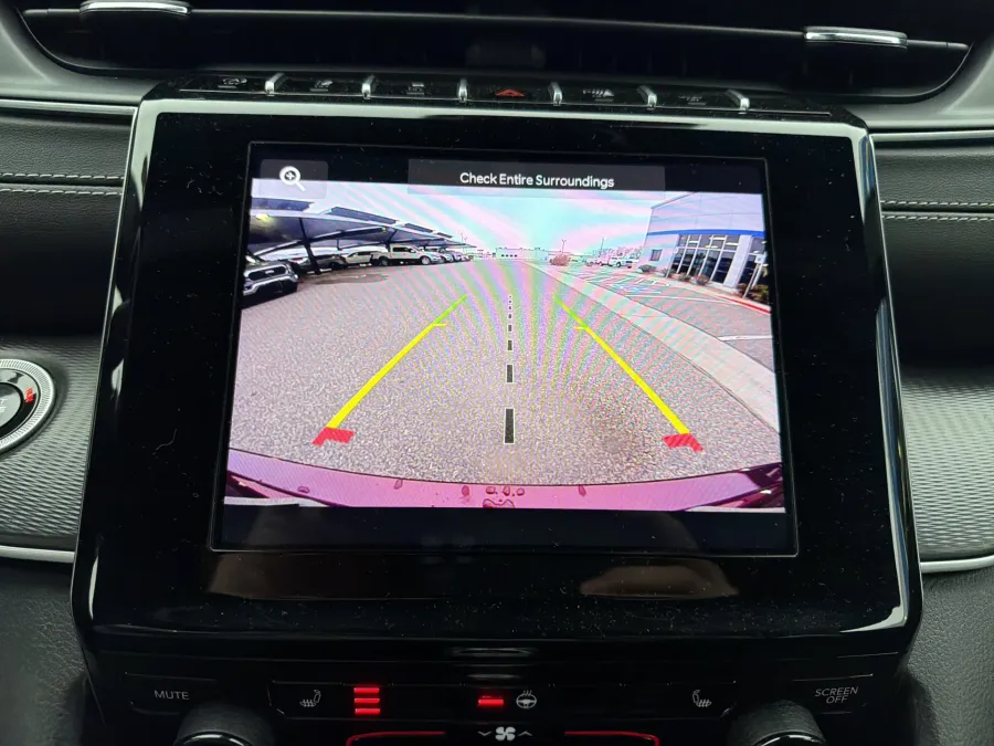 2024 Jeep Grand Cherokee Altitude | Photo 15 of 20