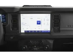 2025 Ford Bronco | Thumbnail Photo 6 of 13