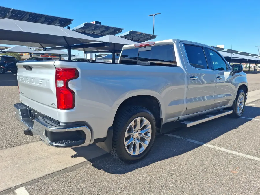 2020 Chevrolet Silverado 1500 LTZ | Photo 4 of 23