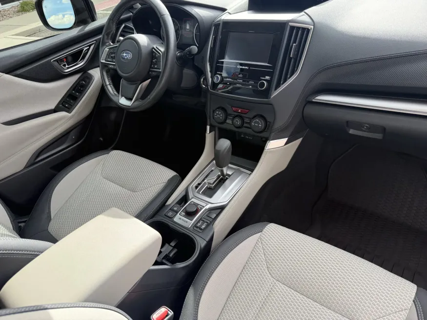 2024 Subaru Forester Premium | Photo 11 of 20