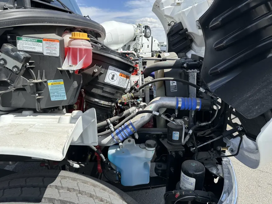 2025 Freightliner M2 106 | Photo 15 of 16