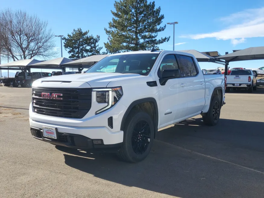 2026 GMC Sierra 1500 Elevation | Photo 3 of 22